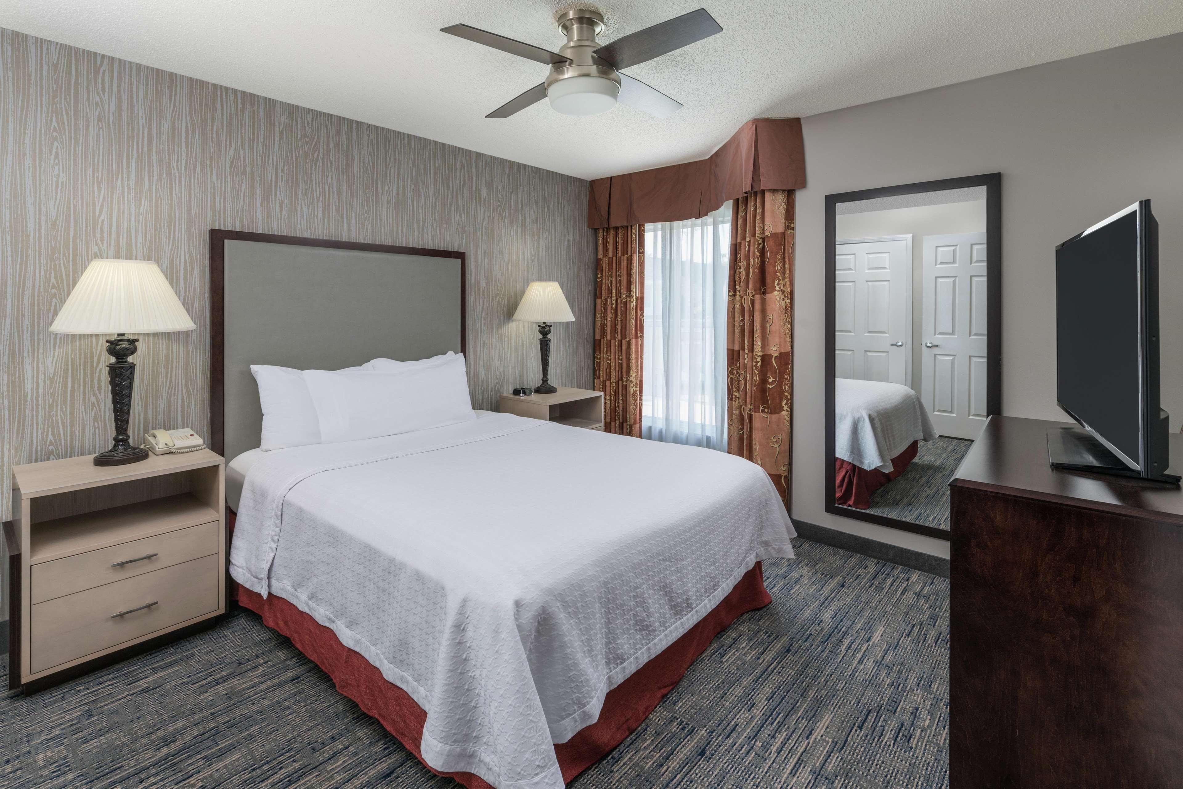 Homewood Suites By Hilton Chicago - Schaumburg Eksteriør billede